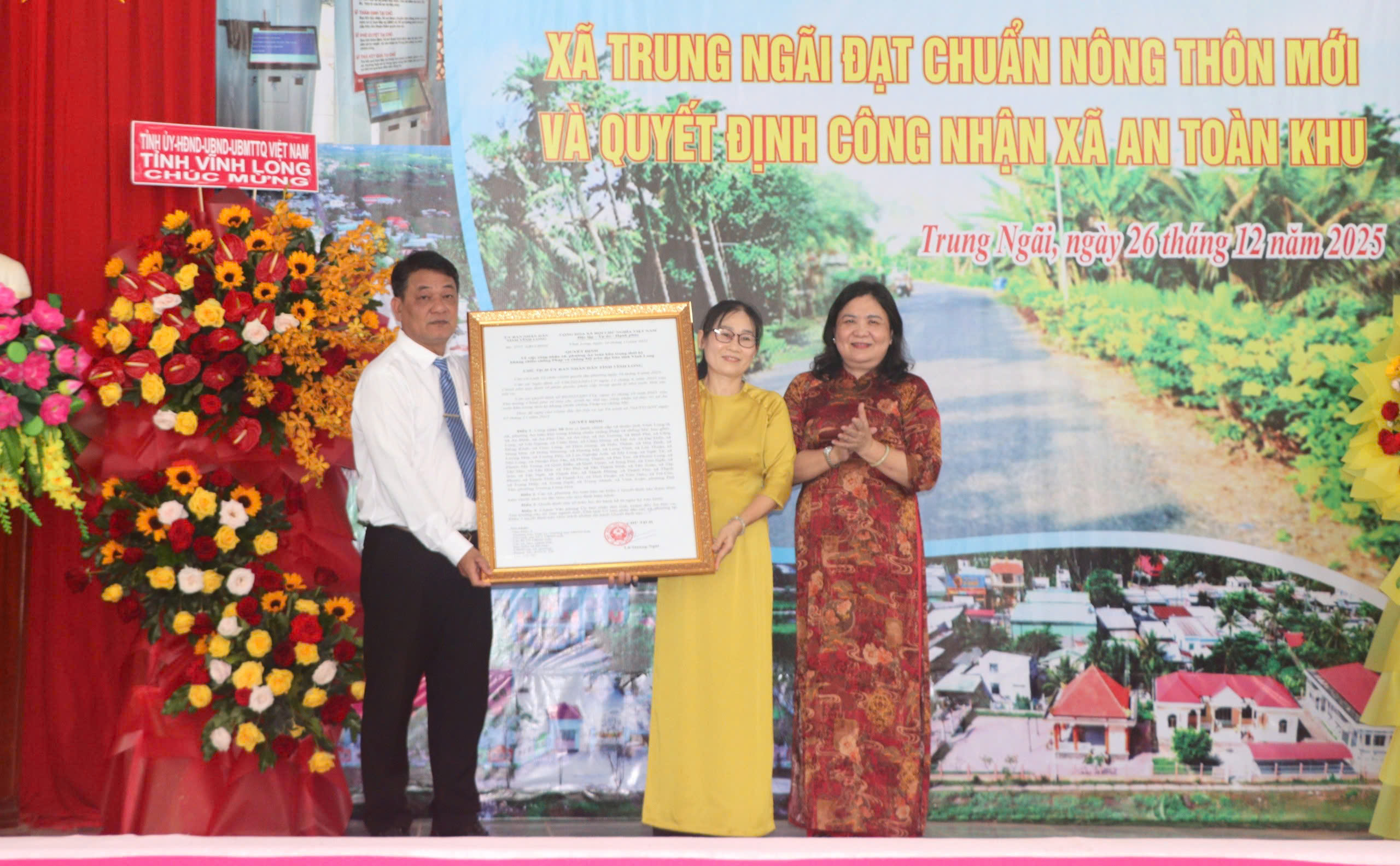 Xã Trung Ngãi long trọng tổ chức Lễ công bố đạt chuẩn nông thôn mới và công nhận xã An toàn khu